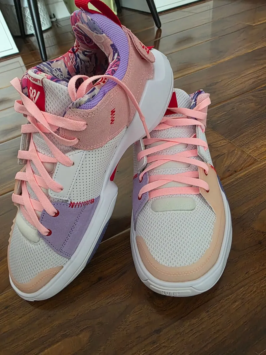 Nike Air Jordan trainers - Image 1