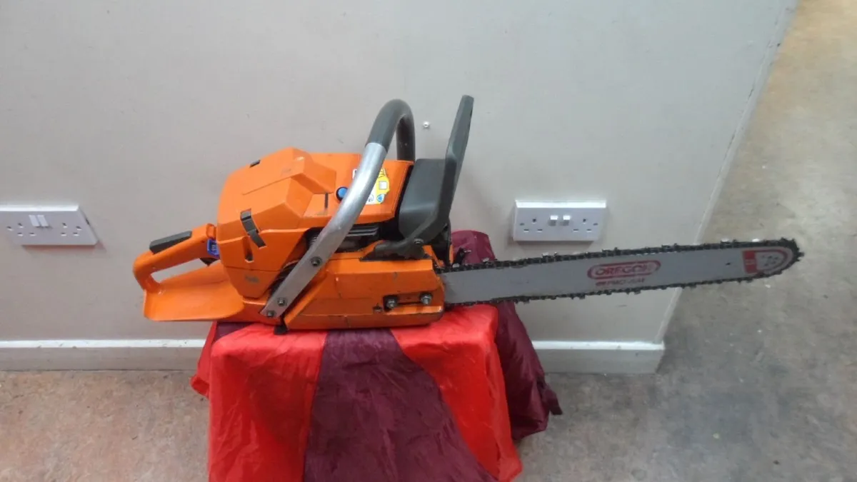 Husqvarna 365 Chainsaw - Image 4