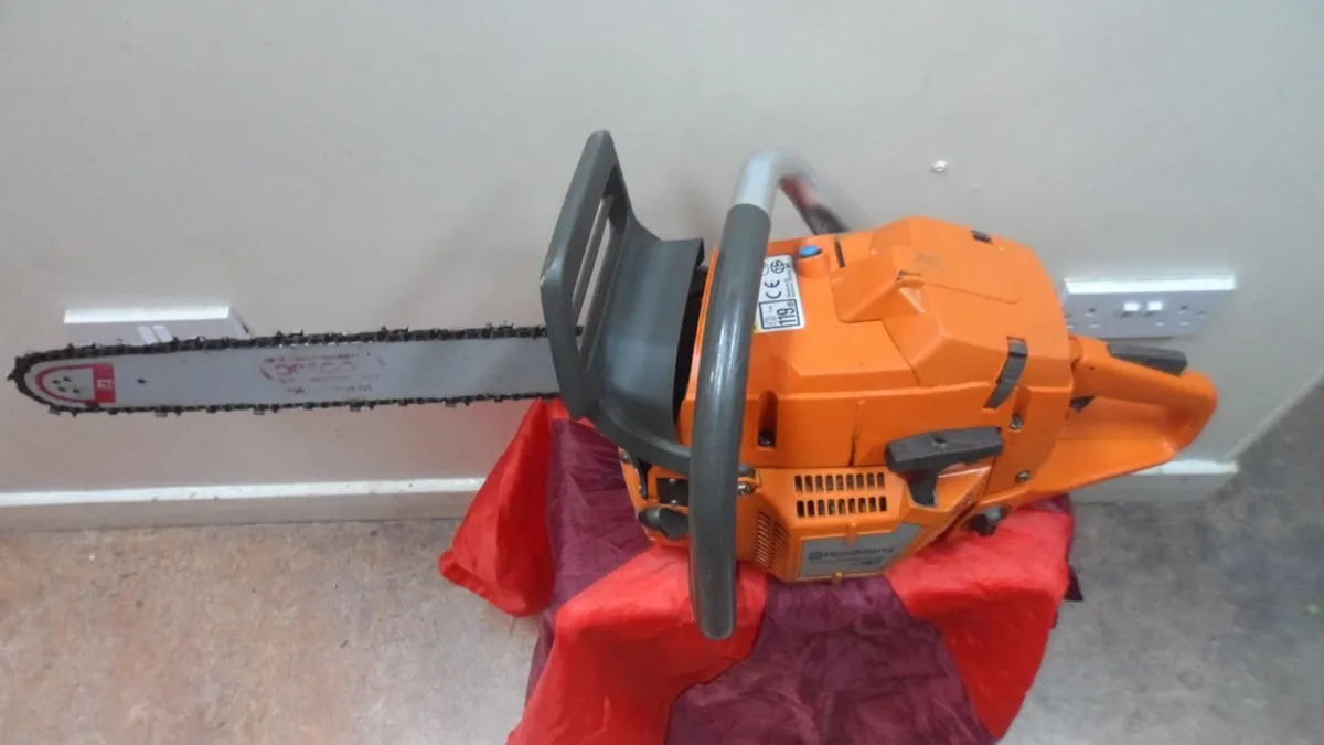 Husqvarna 365 Chainsaw - Image 3