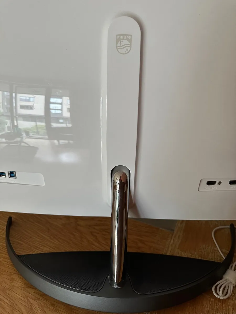 Philips Brilliance 34” Ultrawide Curved Monitor - Image 2