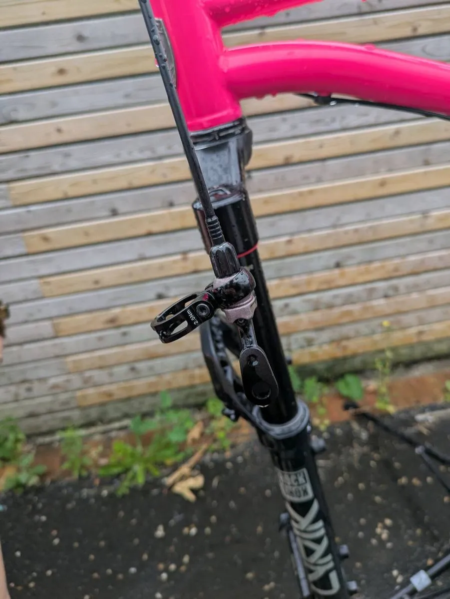 Moxie Mx3 frame with fork and dropper post - Image 3