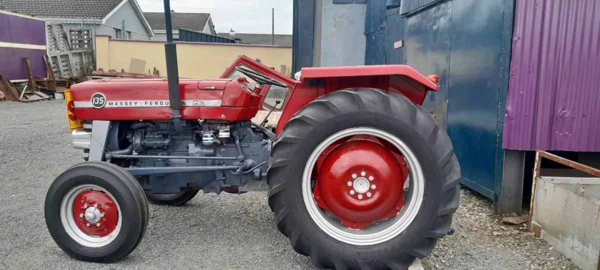 MASSEY FERGUSON 135 - Image 2
