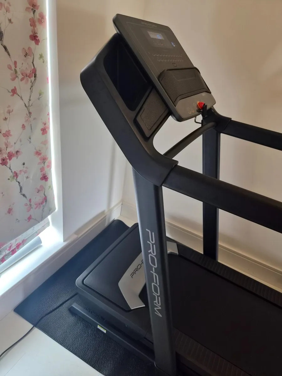 Treadmill - Image 2