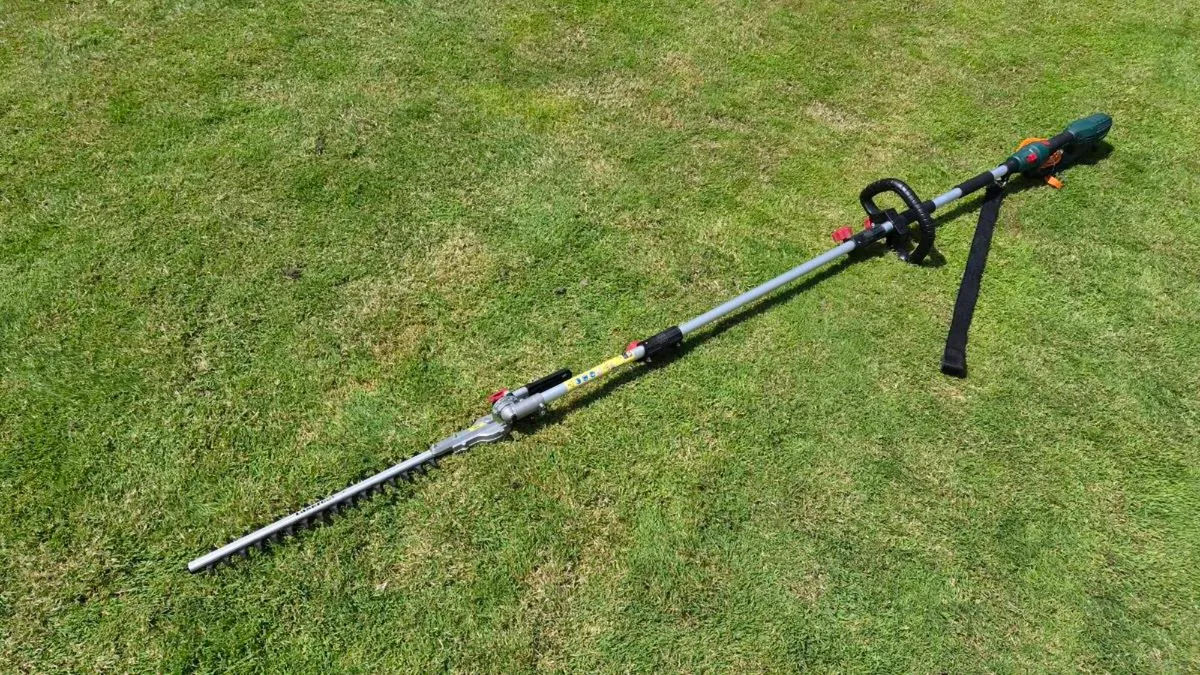 Parkside Long-Reach Hedge Trimmer - Image 4