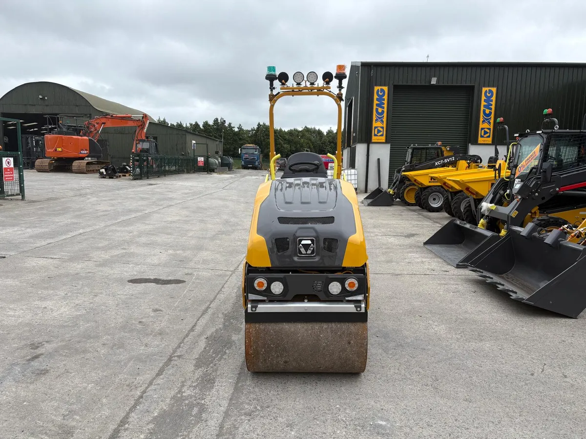 Brand New XCMG XD80 Dual Drum Roller - Image 2