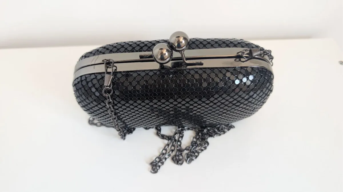 Black clutch bag - Image 3
