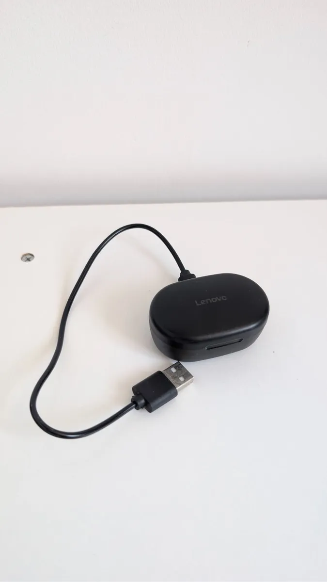 Various accessories sold together - Image 4