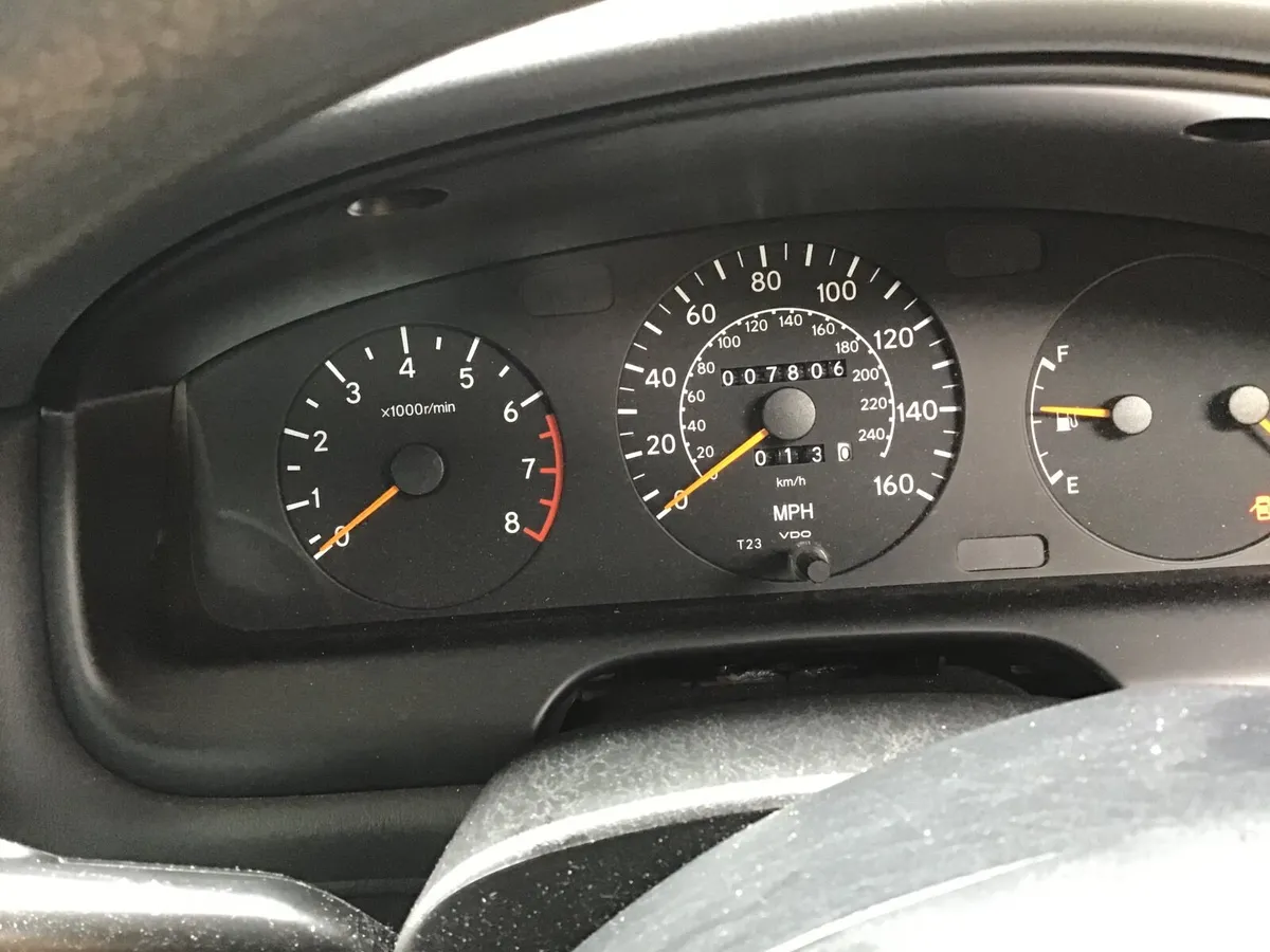 Toyota Carina 1996 - Image 1