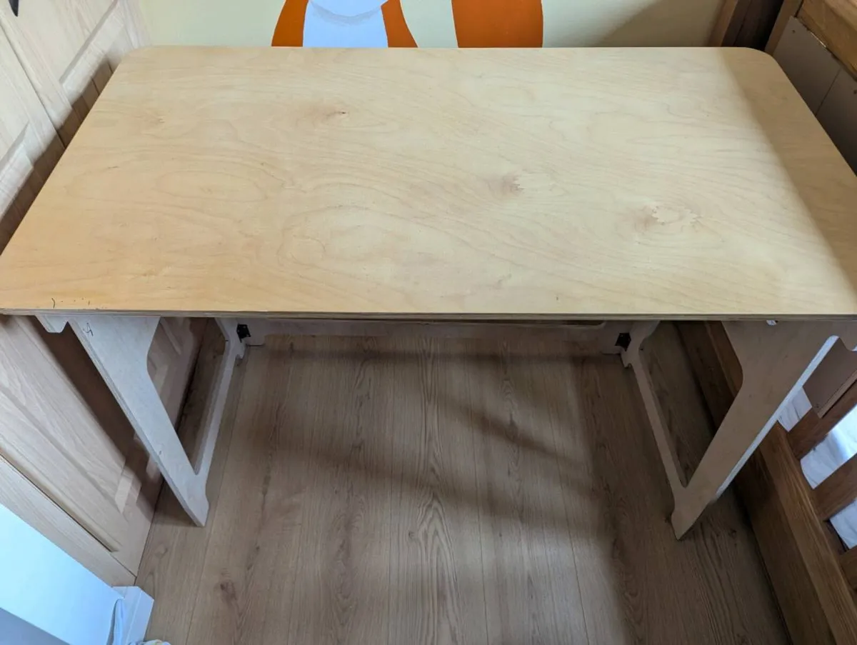 Folding desk - Image 2