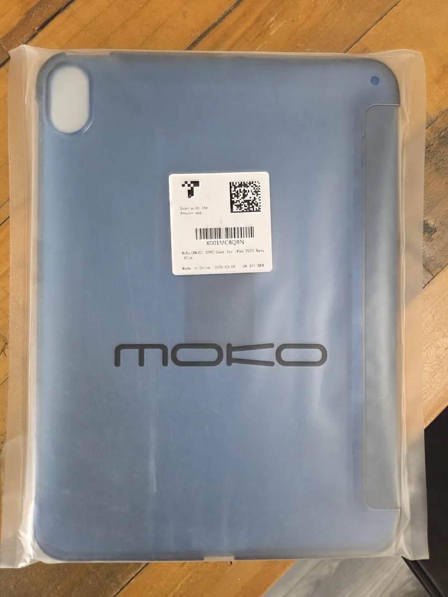 Apple I pad 128 GB and case - Image 3