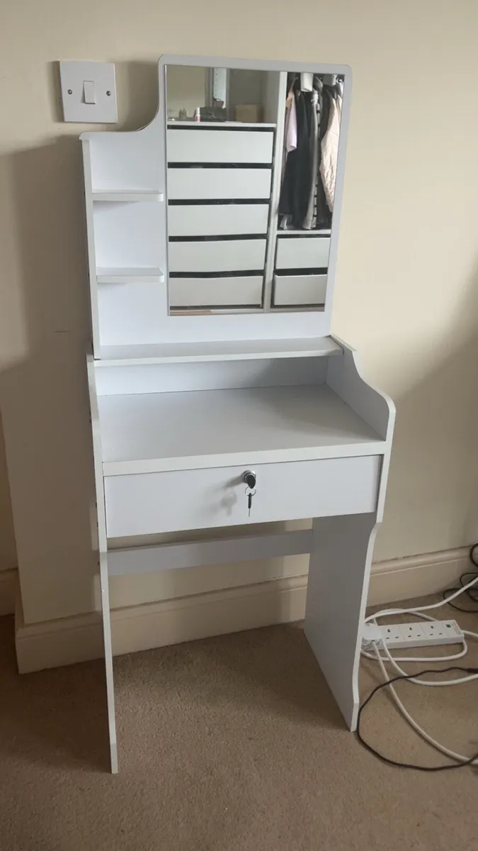 Vanity Desk