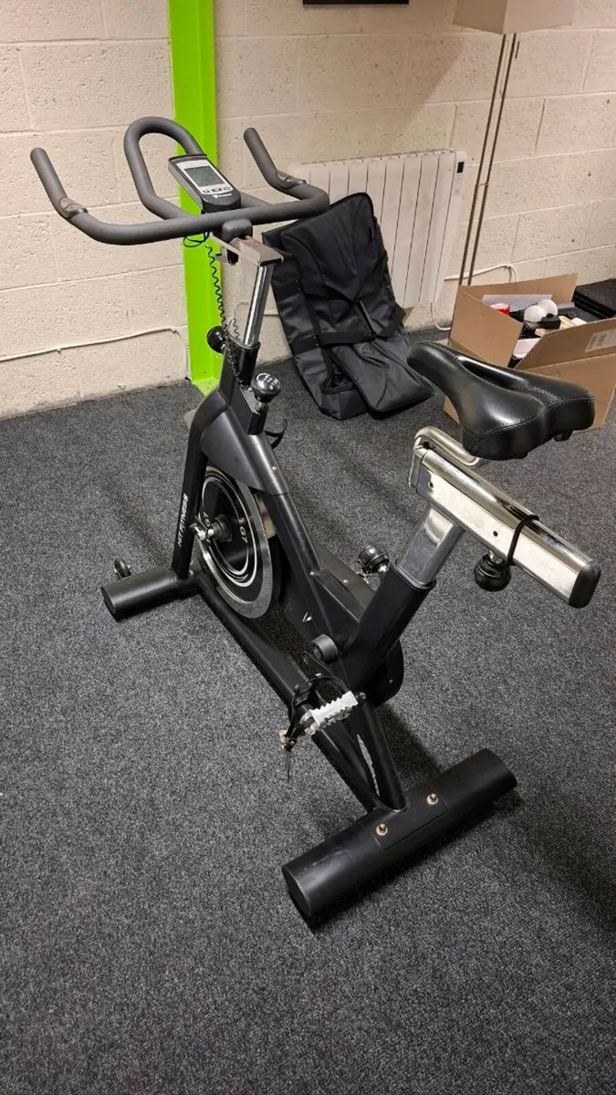 HIT G7 Spin Bike – Excellent Condition – Very Litt - Image 1