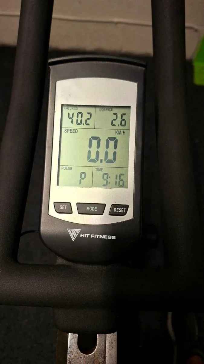 HIT G7 Spin Bike – Excellent Condition – Very Litt - Image 2