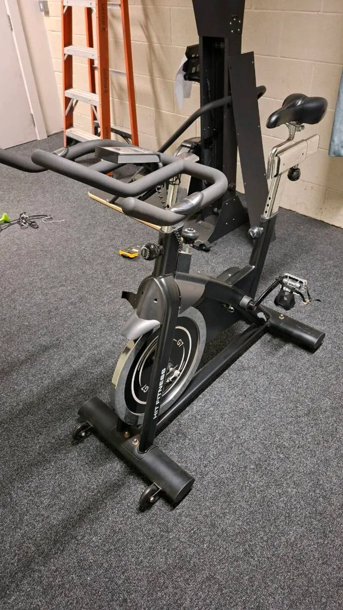 HIT G7 Spin Bike – Excellent Condition – Very Litt - Image 3