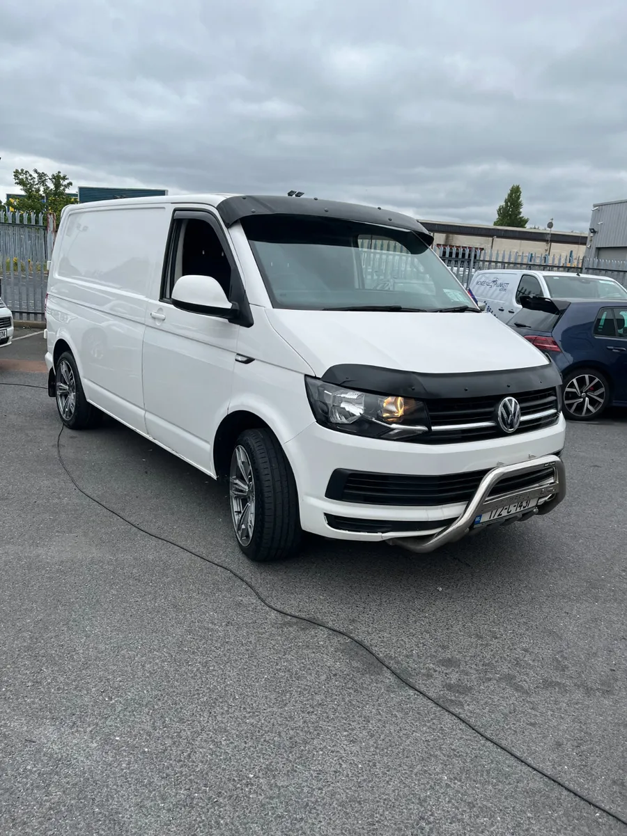 Volkswagen Transporter 2017 TRADE SALE - Image 3
