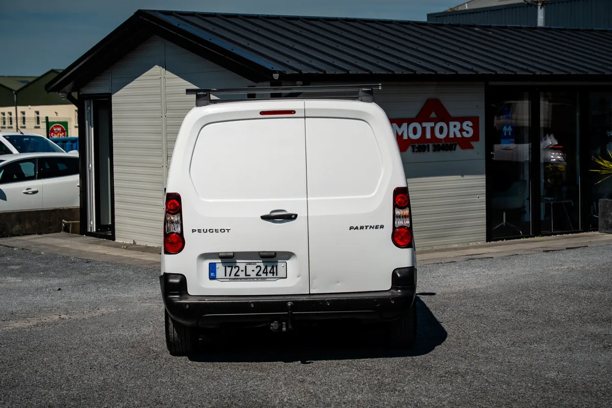 2017 Peugeot Partner - Image 4