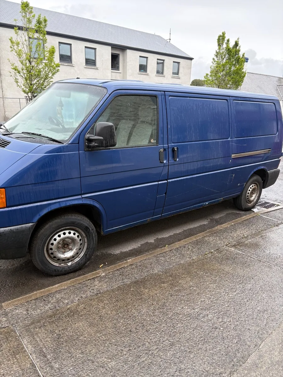 Volkswagen Transporter 2002 - Image 4