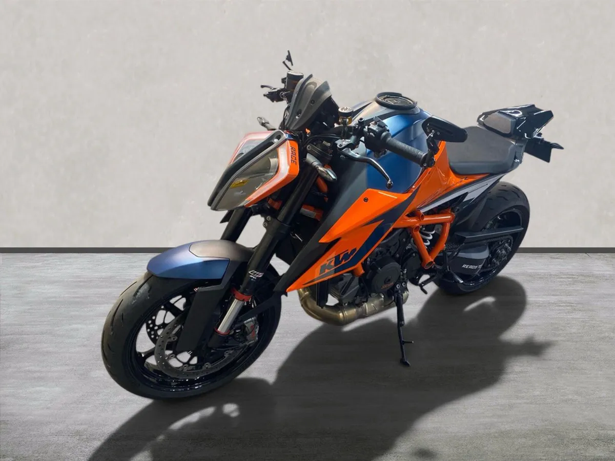KTM 1290 Superduke R with Extras - Image 4