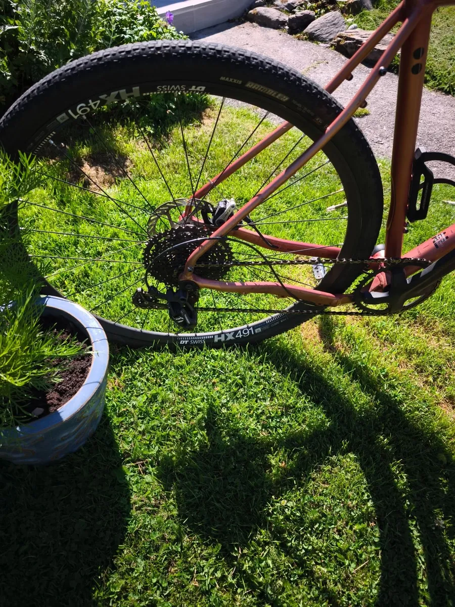 Gravel bike - Image 4