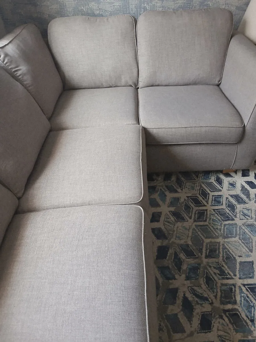 Corner Sofa,  Beige Neat  excellent condition. - Image 1