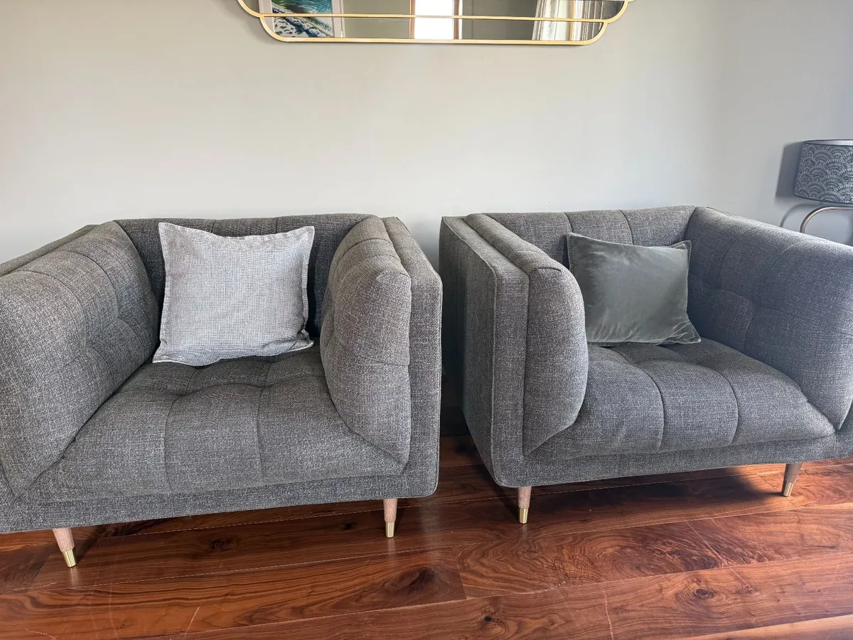 Two 3.5 Seater Couches & Two Armchairs & Footstool - Image 4