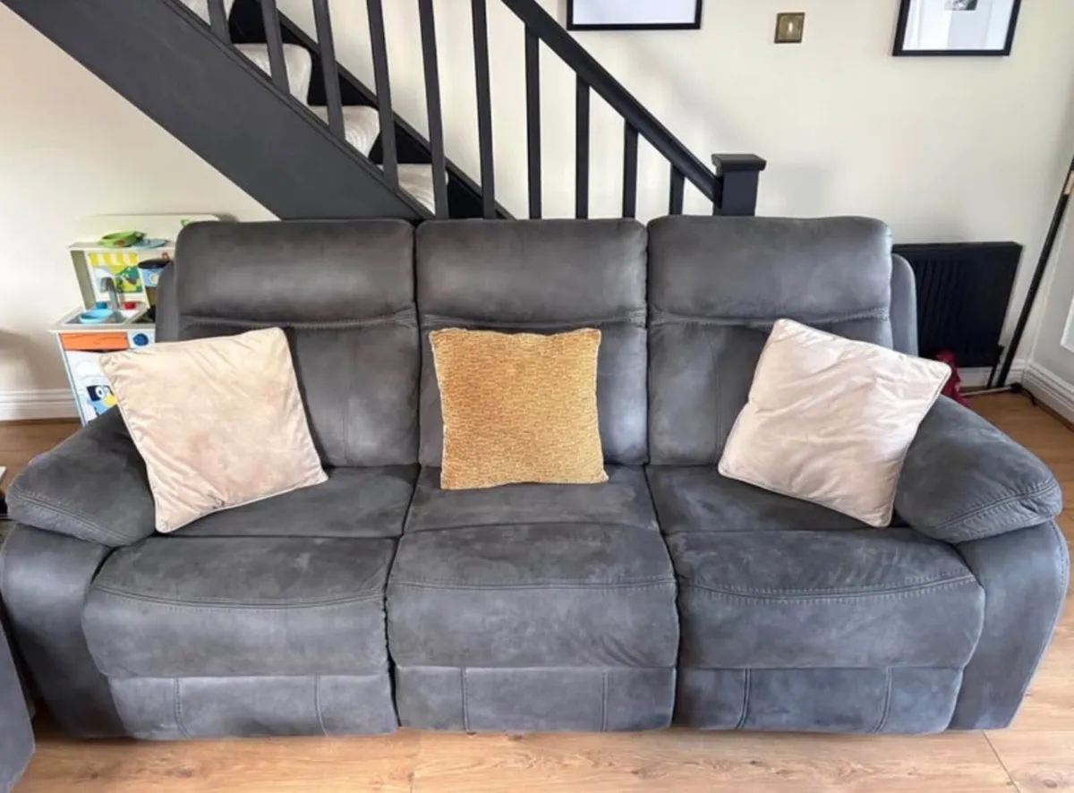 3 seater sofa - Image 1