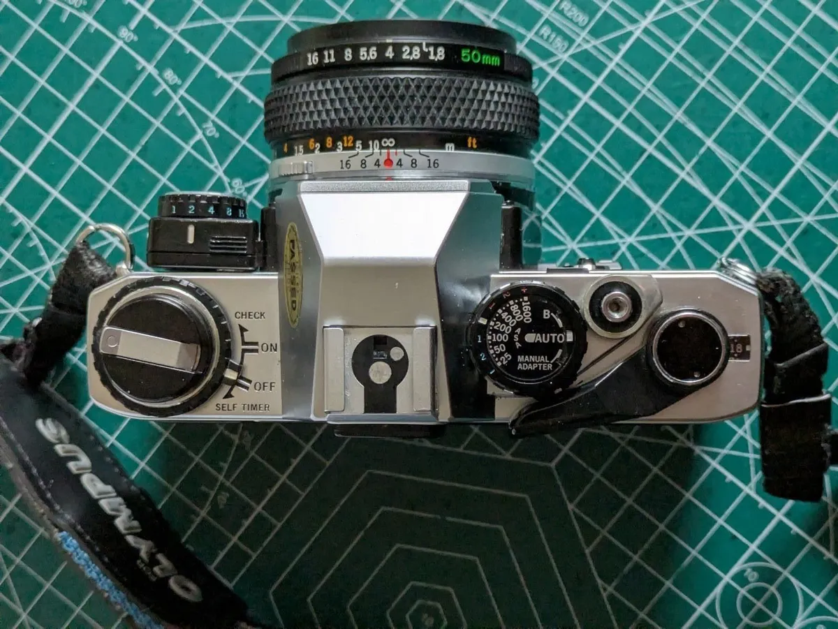 🎞️ Olympus OM10 + Zuiko 50mm 1.8 lens💥 - Image 2