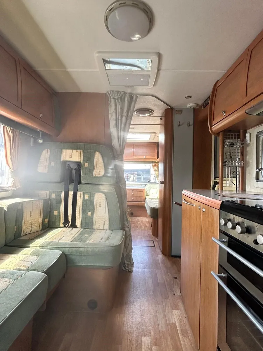2004 BESSACARR E795 6 BERTH MOTORHOME FOR SALE - Image 4