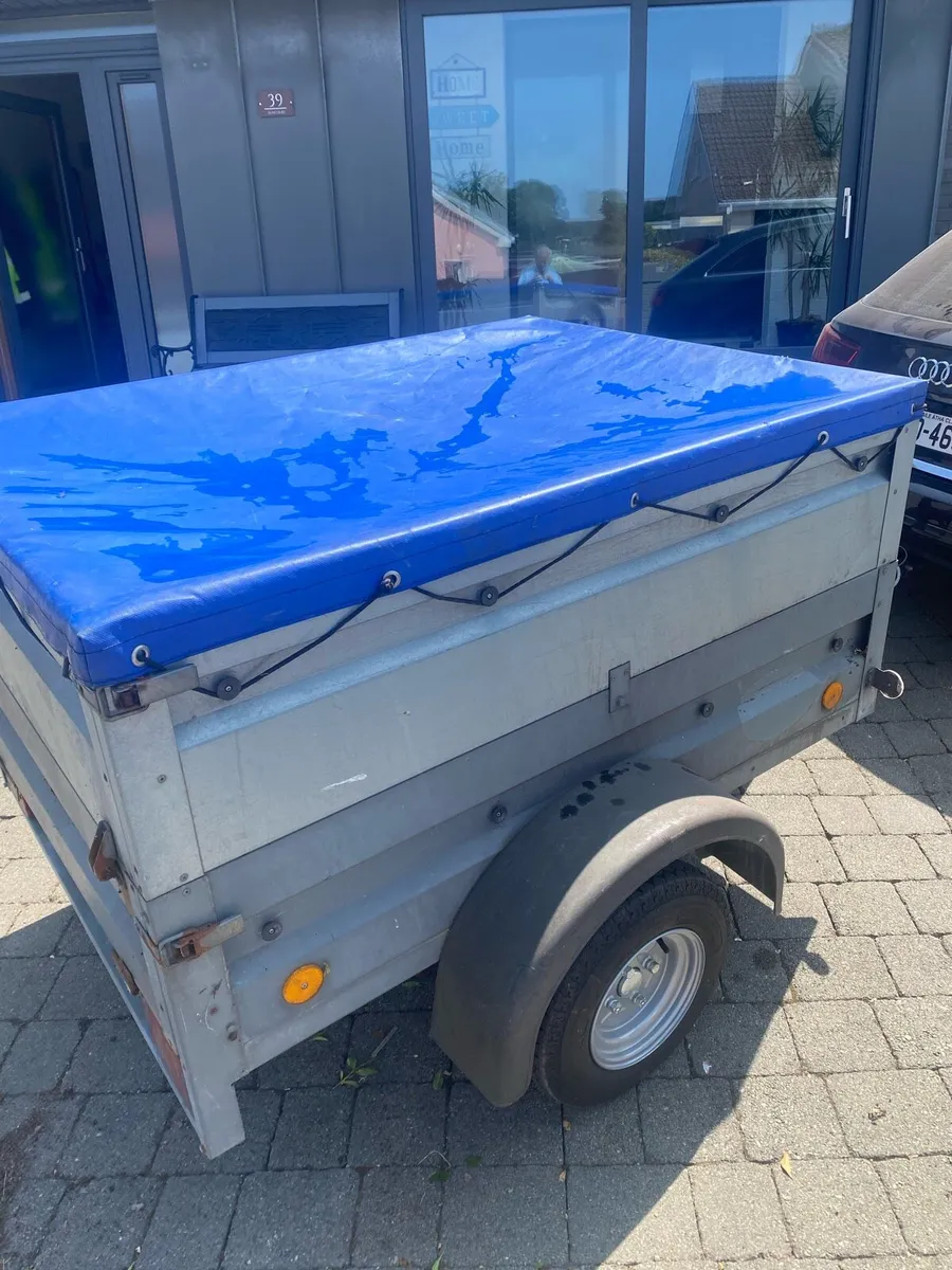 Car trailer and spare  wheels - Image 3