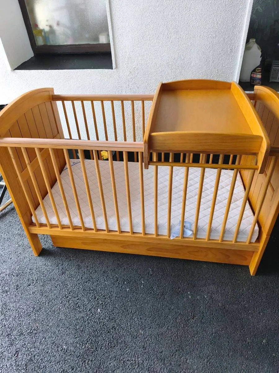 Mamas & Papas cot bed - Image 1