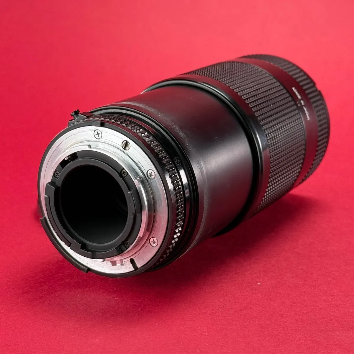 AF Nikkor 24-50mm f/3.3-4.5 Nikon AF 70-210mm - Image 3