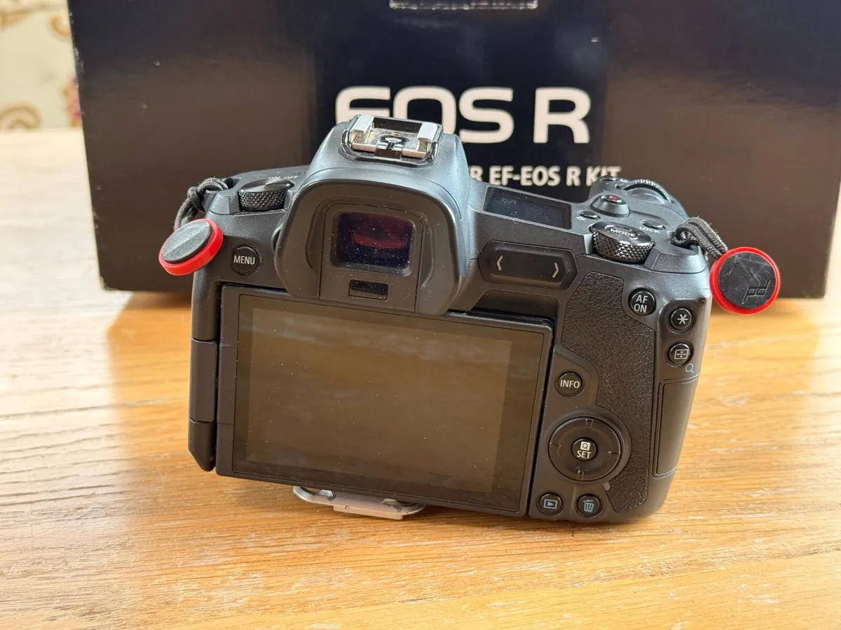 Canon EOS R Body, box, strap, battery & charger. - Image 2