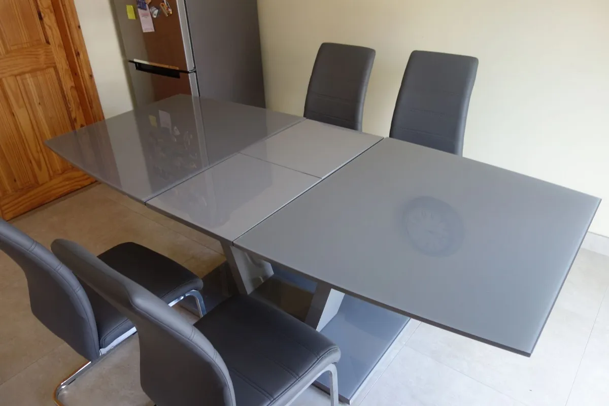 Dining Table/4 Chairs - Image 1