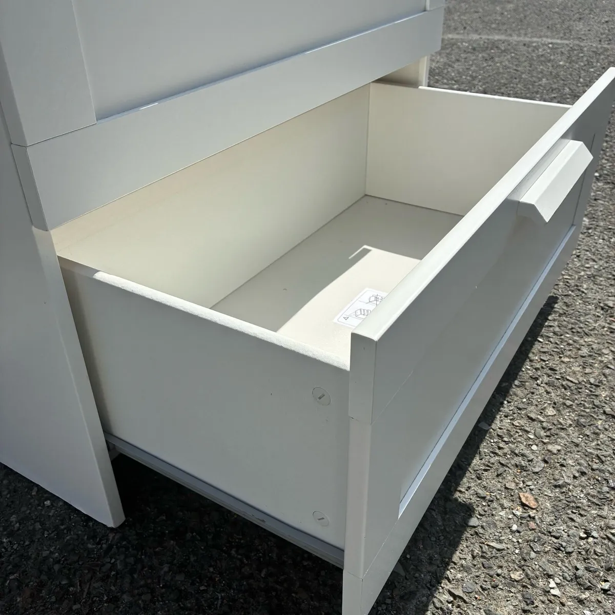 Tall White Chest of 4 Deep Drawers - Image 4