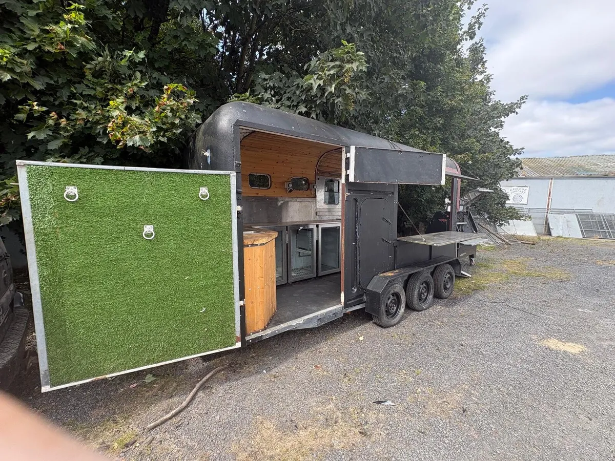 Catering Trailer - Image 2