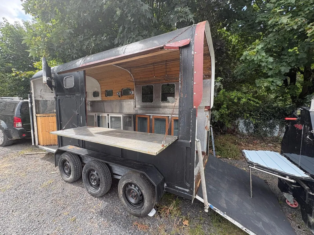 Catering Trailer - Image 3