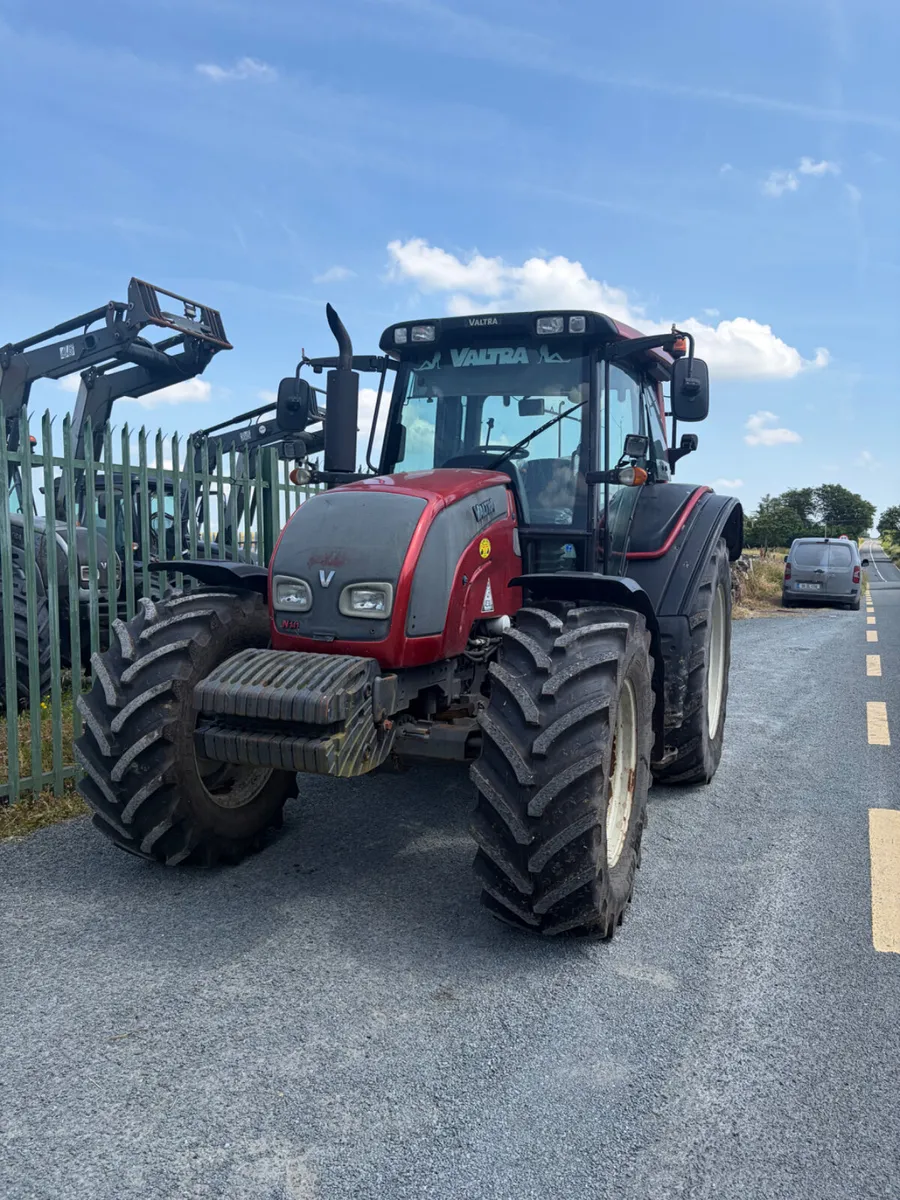 Valtra N141 - Image 3