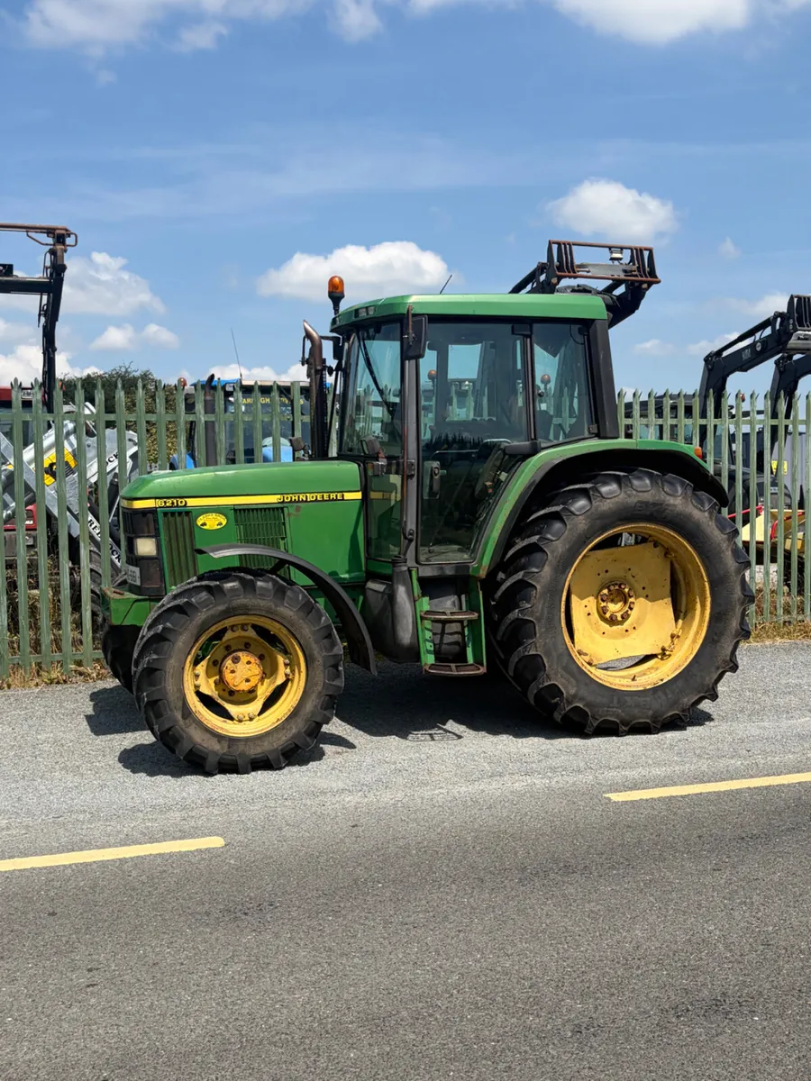 John Deere 6210 - Image 1