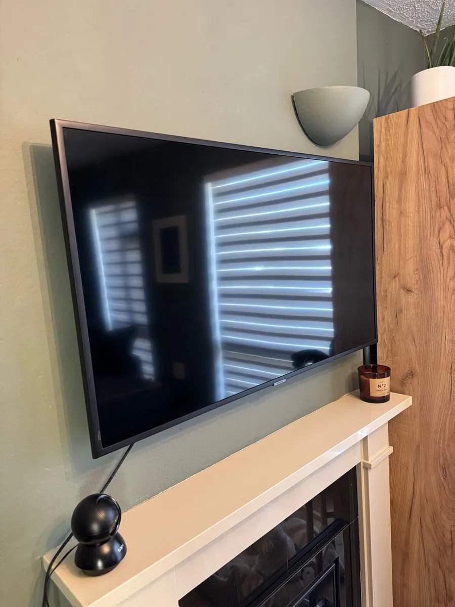 Samsung TV - Image 2