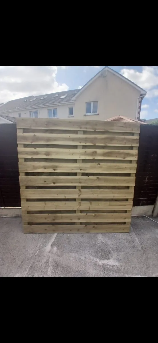 6 Fence panels