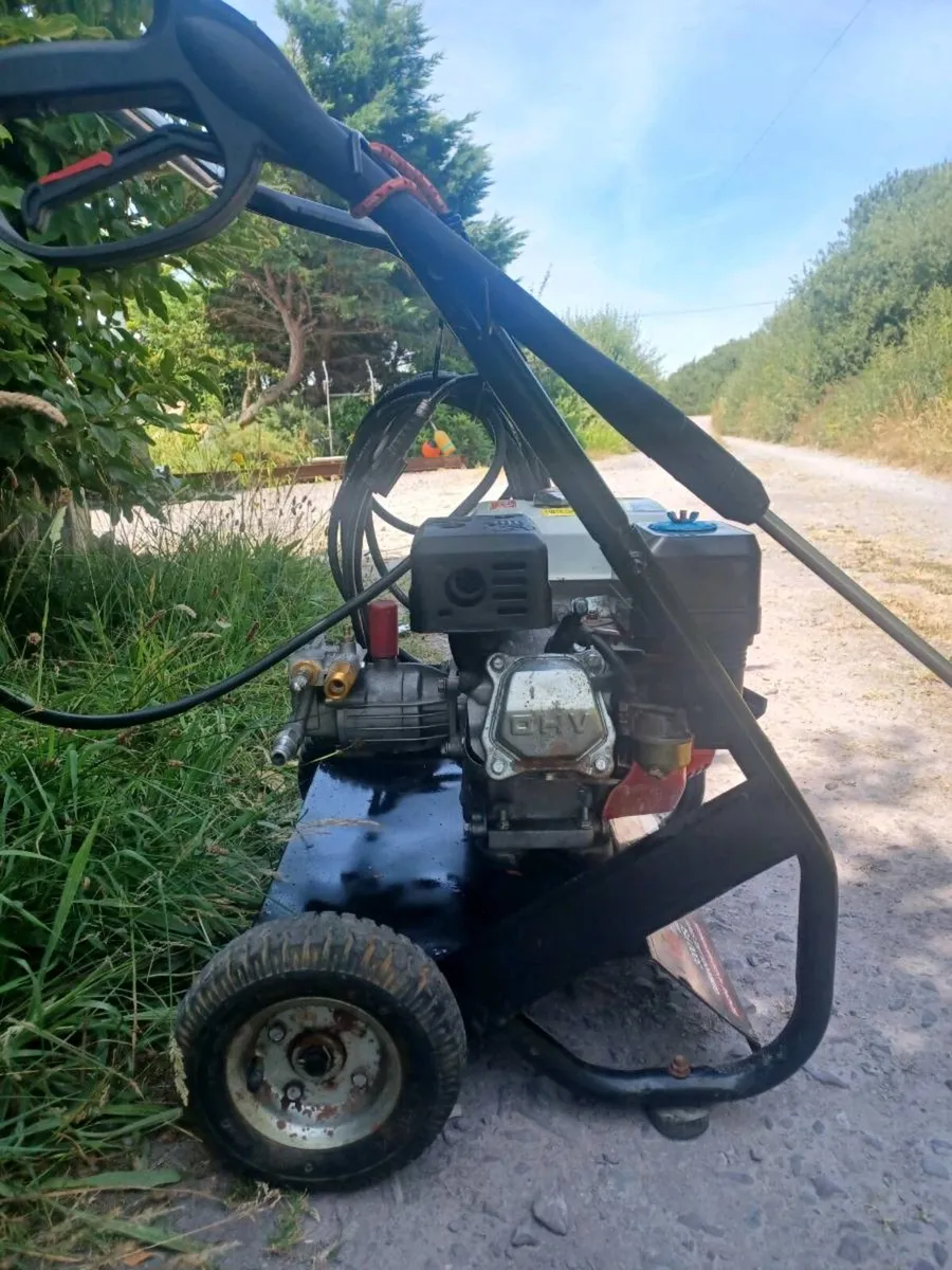 Power Washer - Image 3