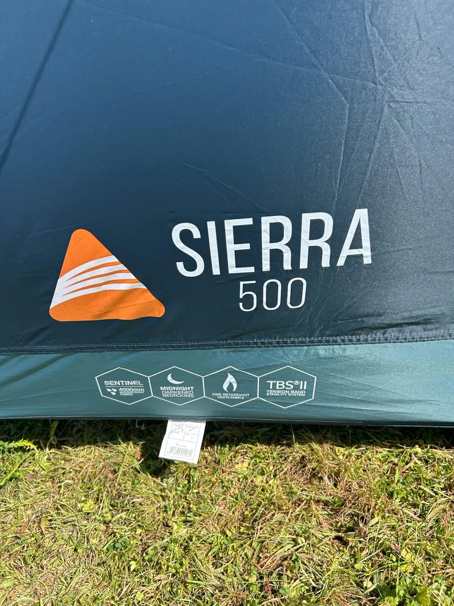 Vango Sierra 500 5 Man Tent - Image 3