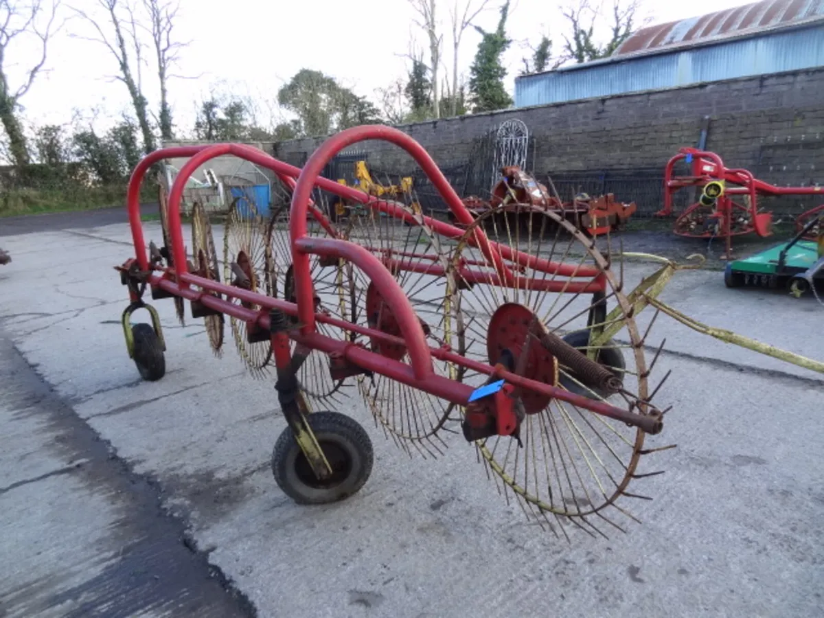 Vicon 6 Wheeled Trailed Acrobat - Image 4