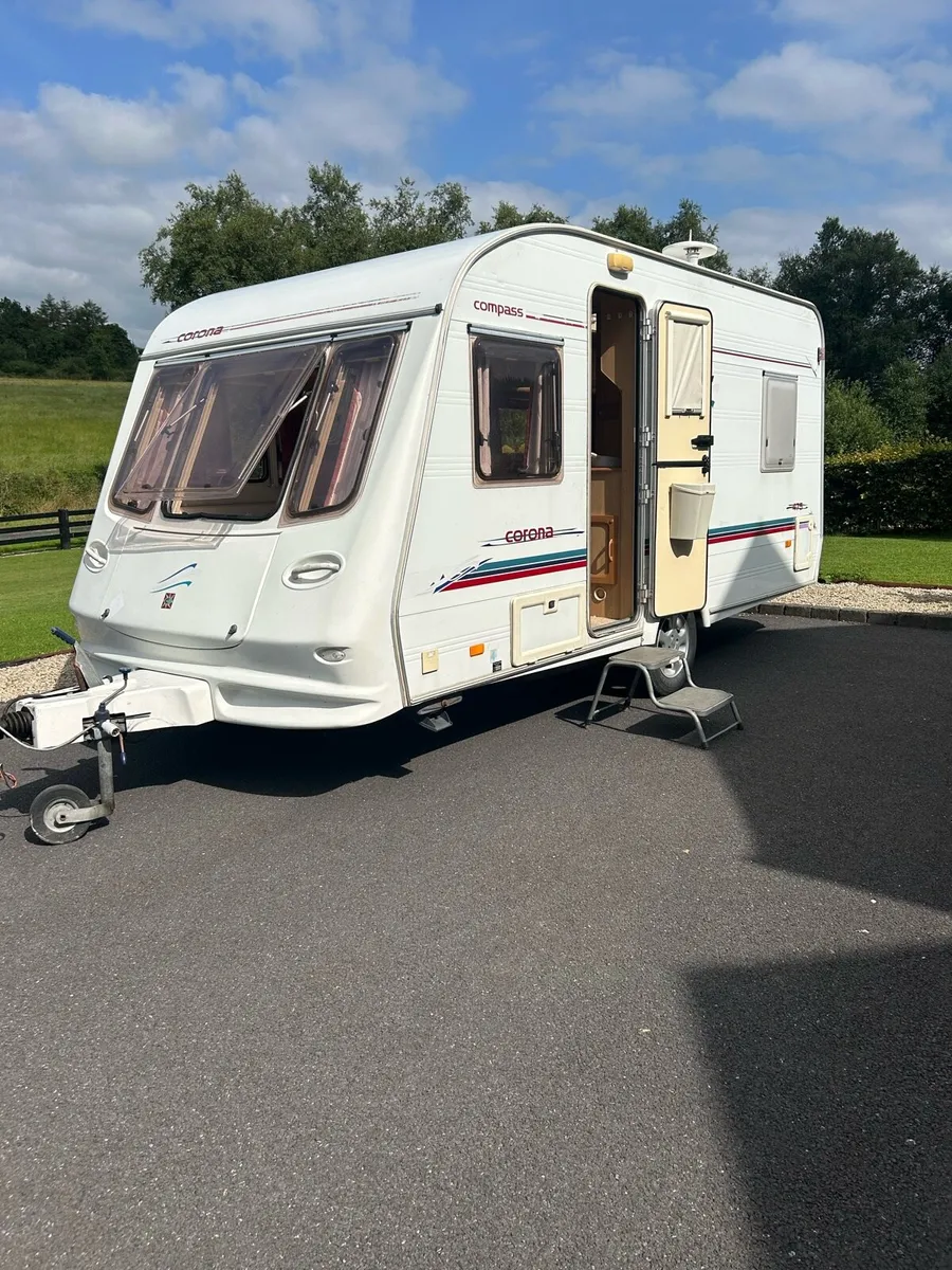 4-5 Berth Caravan - Image 1