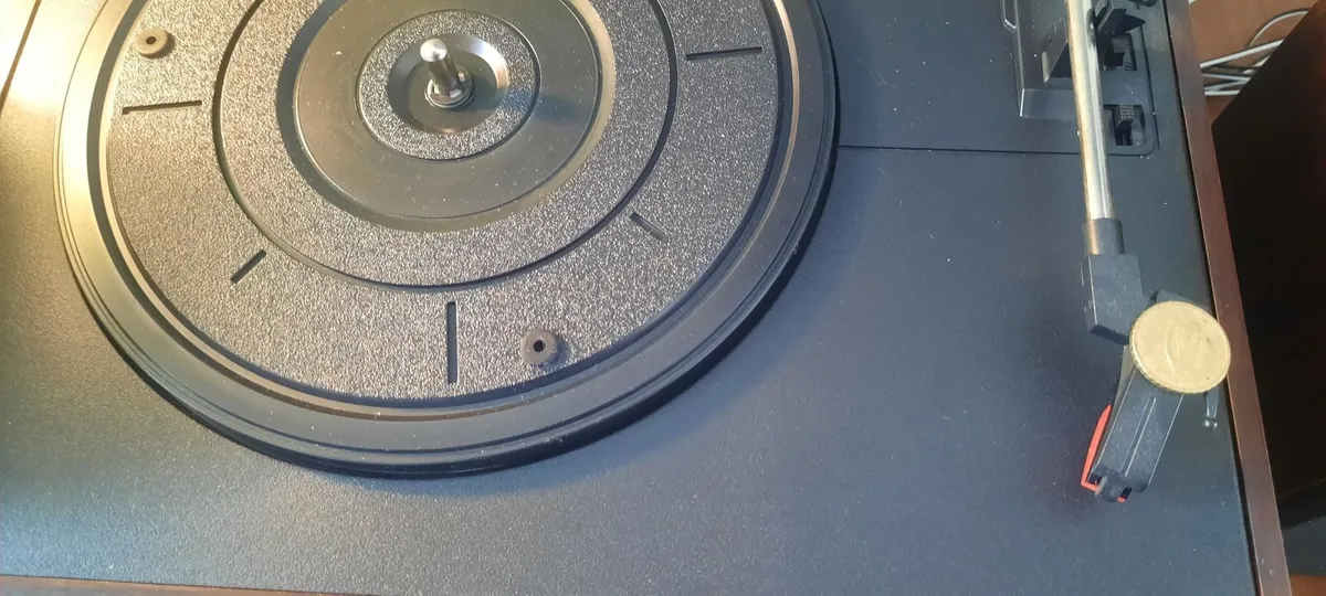 Record Player with CD, radio and bluetooth - Image 3