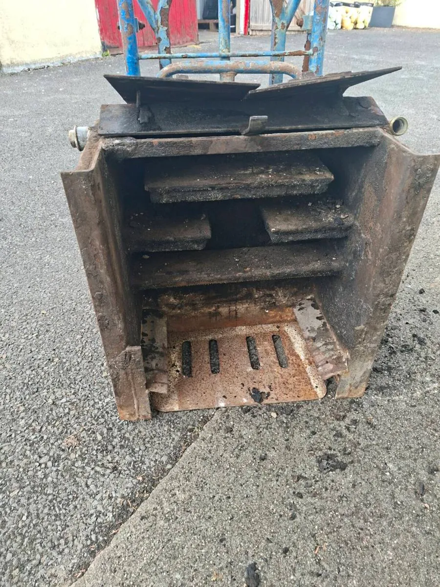 Grant back boiler - Image 4