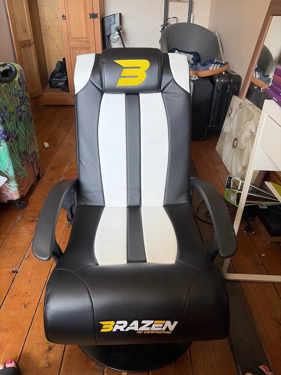 Kids Gaming chair for sale - Image 1