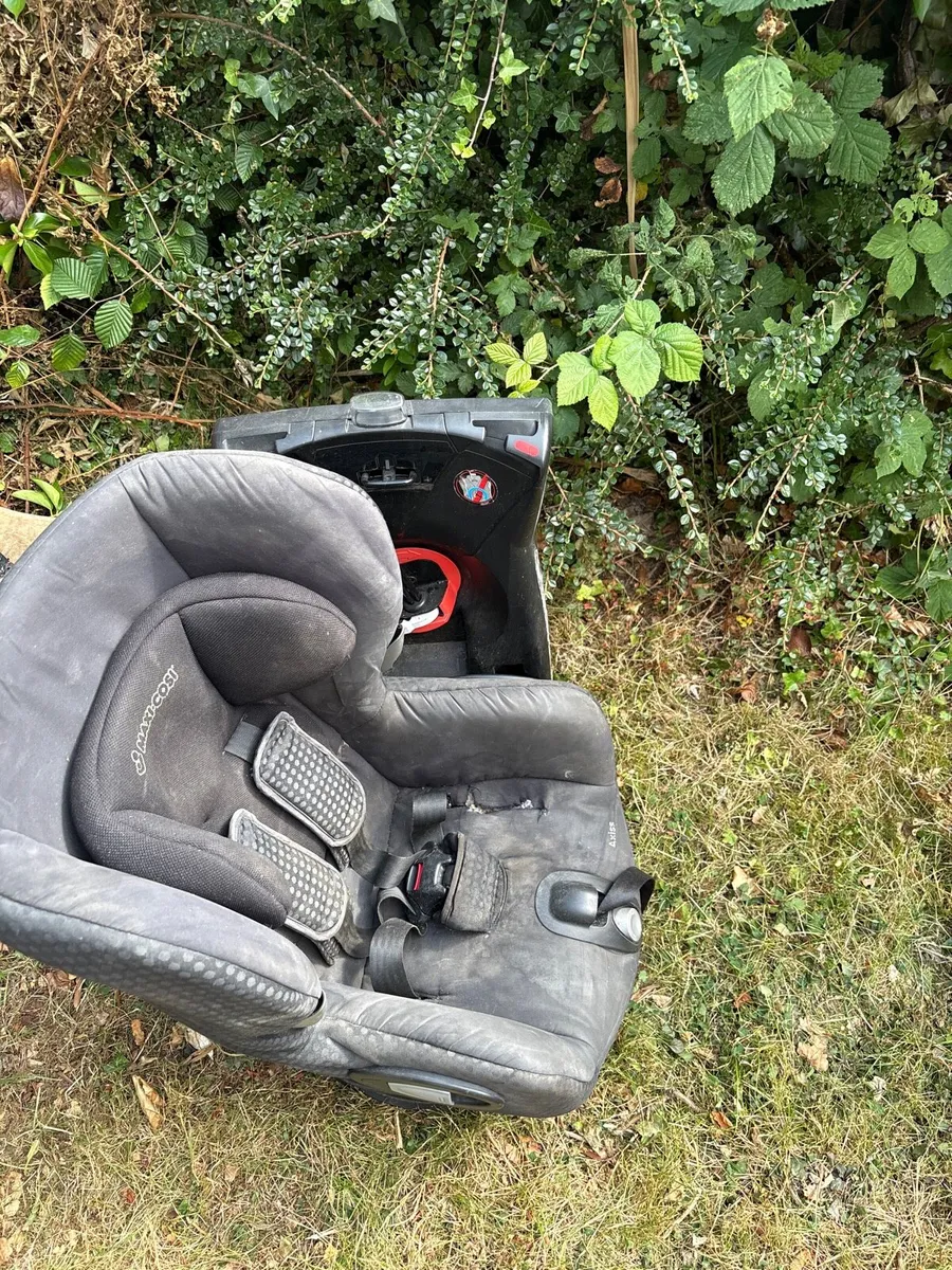 Maxi-cosi car seat - Image 2