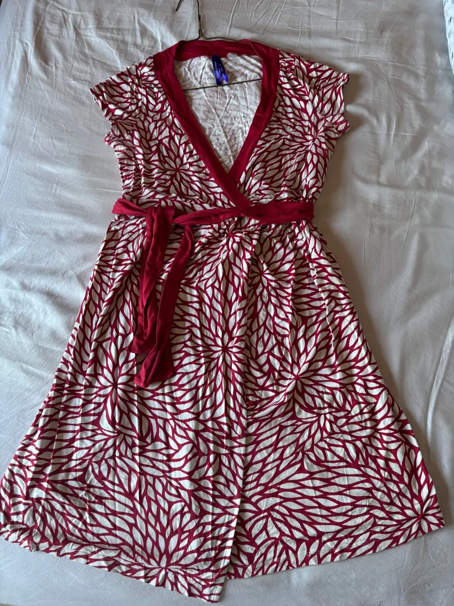Maternity day dresses - Image 1
