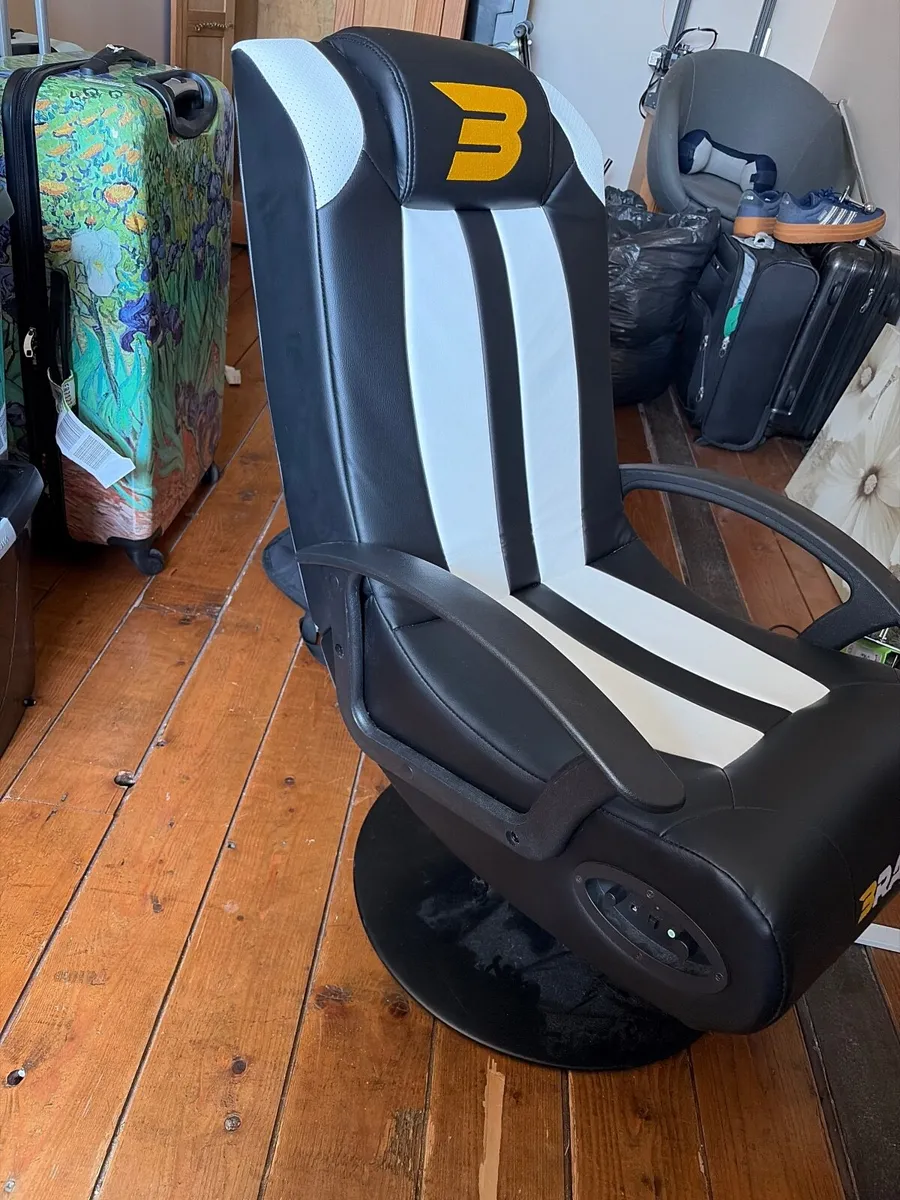 Kids Gaming chair for sale - Image 2